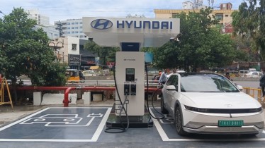 Hyundai installs EV charging station in Chennai.