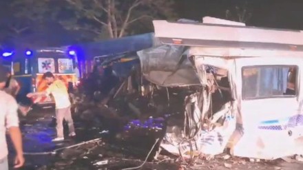 7 killed, 20 injured in mini bus, truck collision on Delhi-Jammu Highway