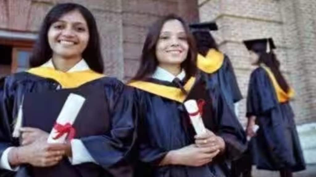 Master's in Management, Top colleges, Management courses, USA, postgraduate degree, students,