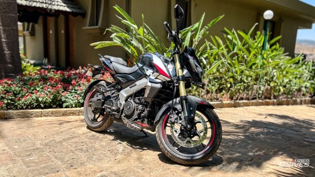 pulsar ns400z review