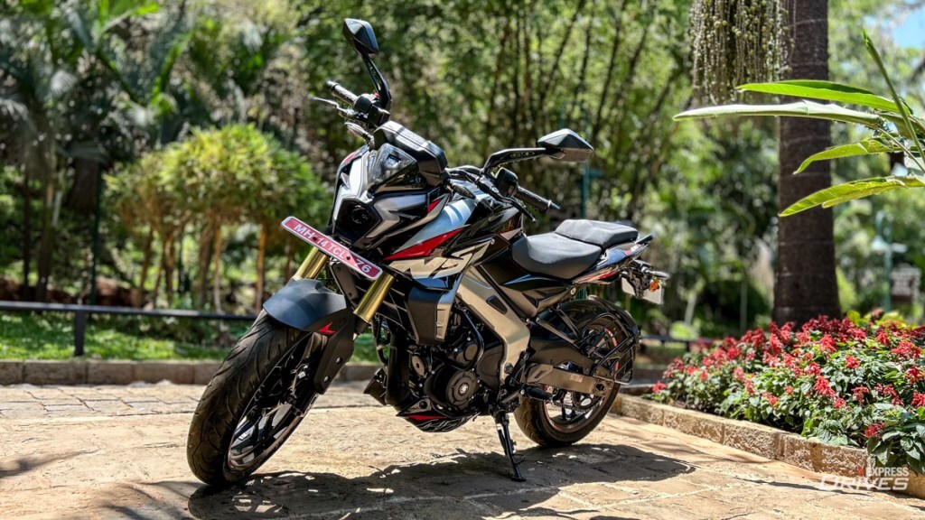 pulsar ns400z review