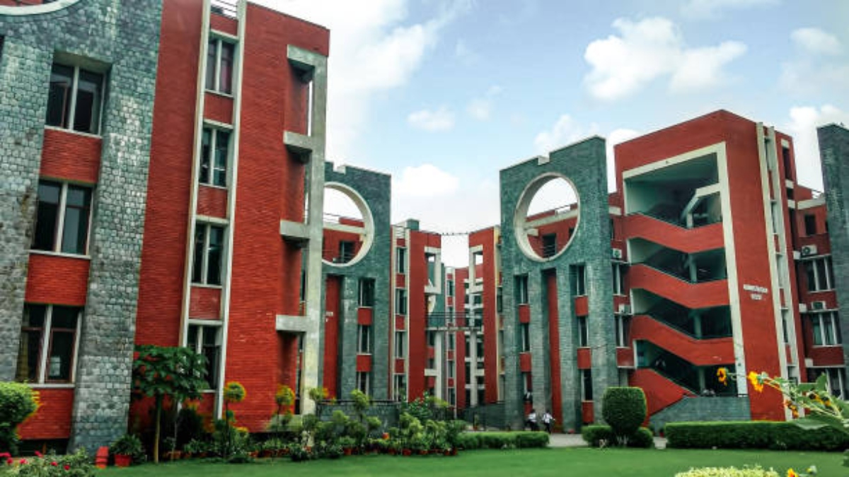 Delhi University