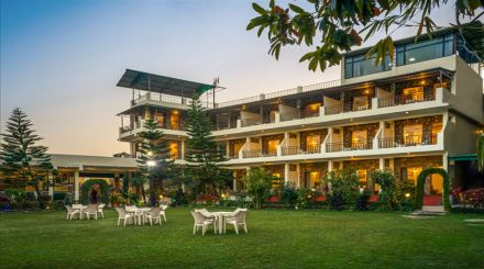 real estate, ultra-luxury, residential market, triplex apartments, duplex, redevelopment projects, homebuyers
