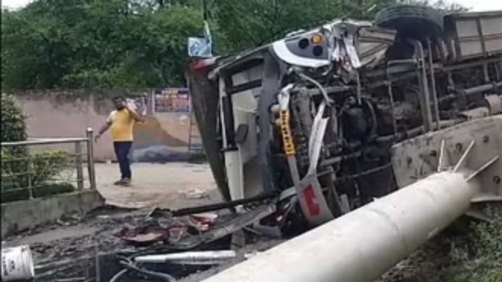 The bus was heading to Sarangarh town from Bilaspur city The bus was heading to Sarangarh town from Bilaspur city