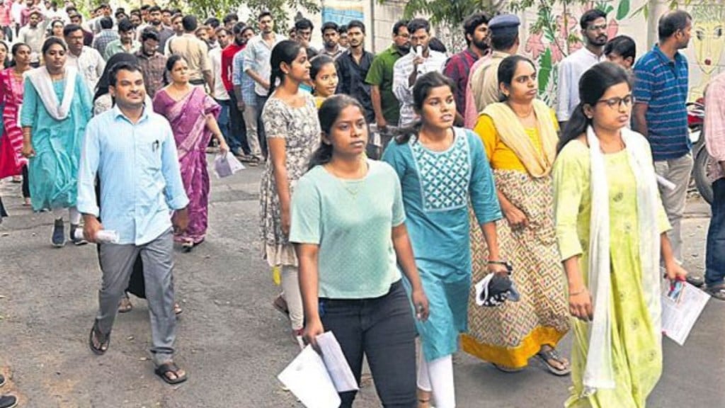 Candidates may download their admit cards from the official website, tspsc.gov.in