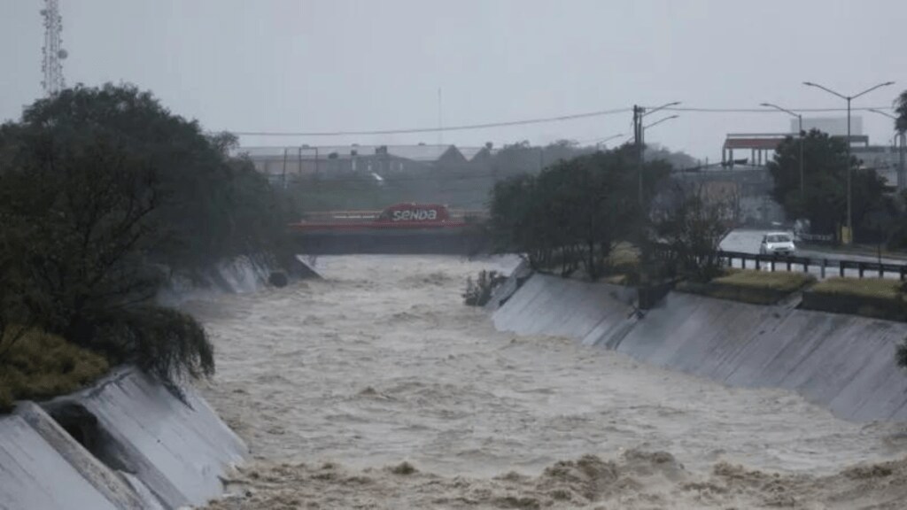 Beryl's centre is expected to pass roughly 26 miles (45 kilometres) south of Barbados (Photo: Reuters)