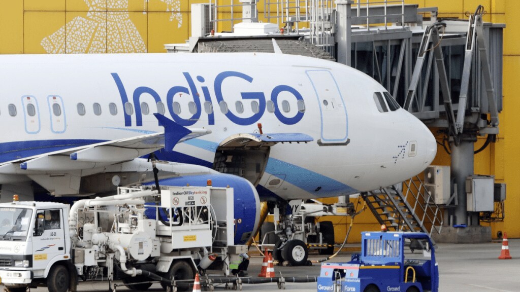 IndiGo share price fell by 4%