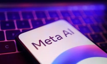How to create a GIF with Meta AI