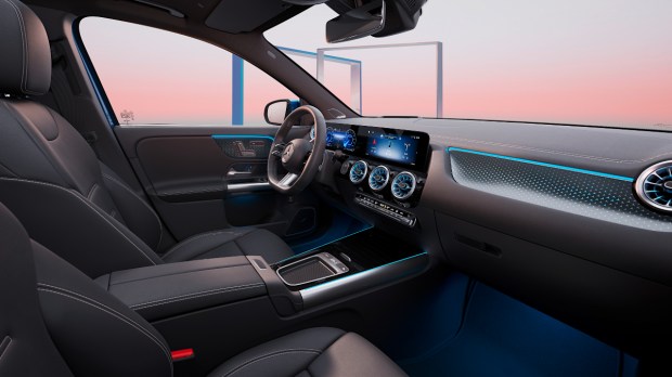 Mercedes Benz EQA interiors