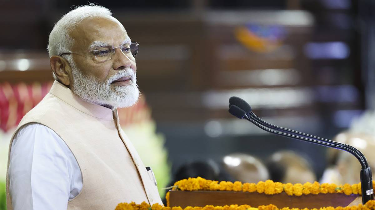 Prime Minister-elect Narendra Modi has praised the performance of Indian universities