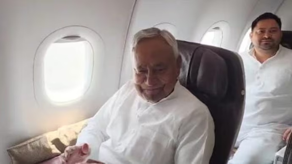 Amid coalition suspense, NDA's Nitish Kumar, INDIA's Tejashwi Yadav fly to Delhi on same flight | Watch Amid coalition suspense, NDA's Nitish Kumar, INDIA's Tejashwi Yadav fly to Delhi on same flight | Watch