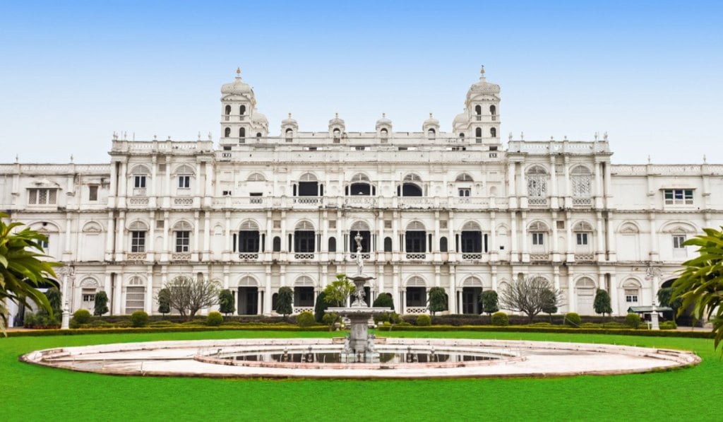 Jyotiraditya Scindia, Jyotiraditya Scindia net worth, Jyotiraditya Scindia houses, Jyotiraditya Scindia assets, jai vilas palace, who is scinda, scinda dynasty, royal blood indian politicians