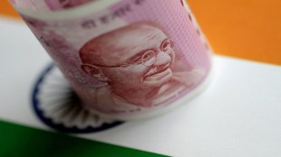 Fixed Deposit, NRI, India, NRO accounts, interest, tax, repatriation