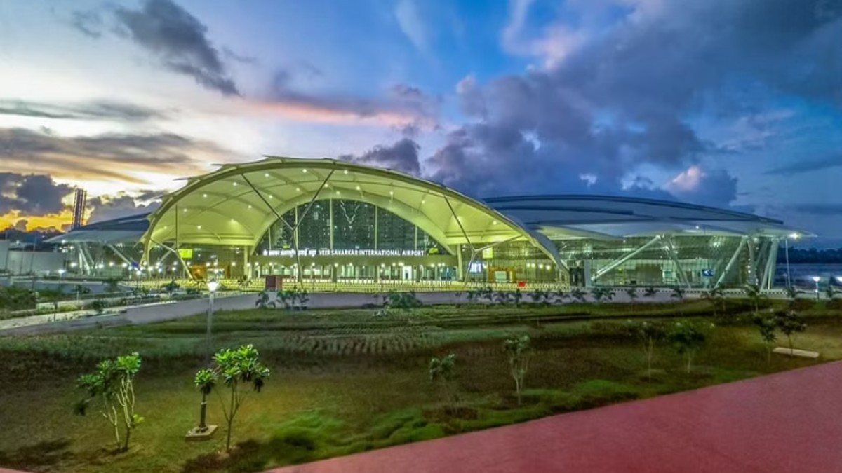 The aircraft departed from Kolkata at approximately 5:40 pm and landed in Port Blair at 7:34 pm. (Image source: PIB Jaipur) The aircraft departed from Kolkata at approximately 5:40 pm and landed in Port Blair at 7:34 pm. (Image source: PIB Jaipur)