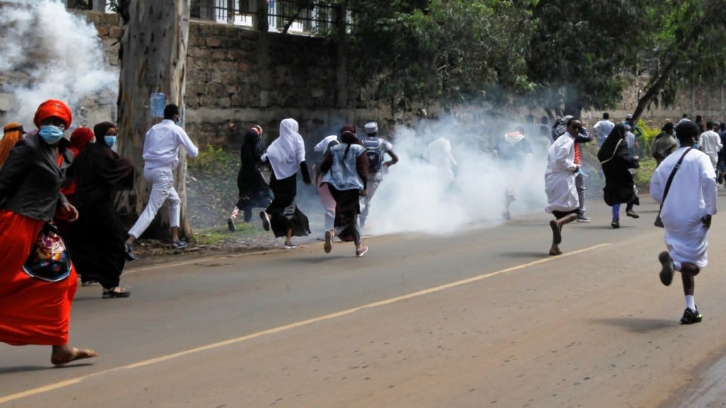 Barack Obama, Barack Obama sister, Barack Obama kenya, kenya, kenya protests, why is kenya protesting, kenya news, Barack Obama half-sister, Barack Obama sister kenya