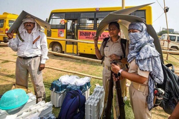  May has been a particularly bad month for the region, with temperature in capital Delhi and nearby state of Rajasthan touching 50 degrees Celsius. (PTI)