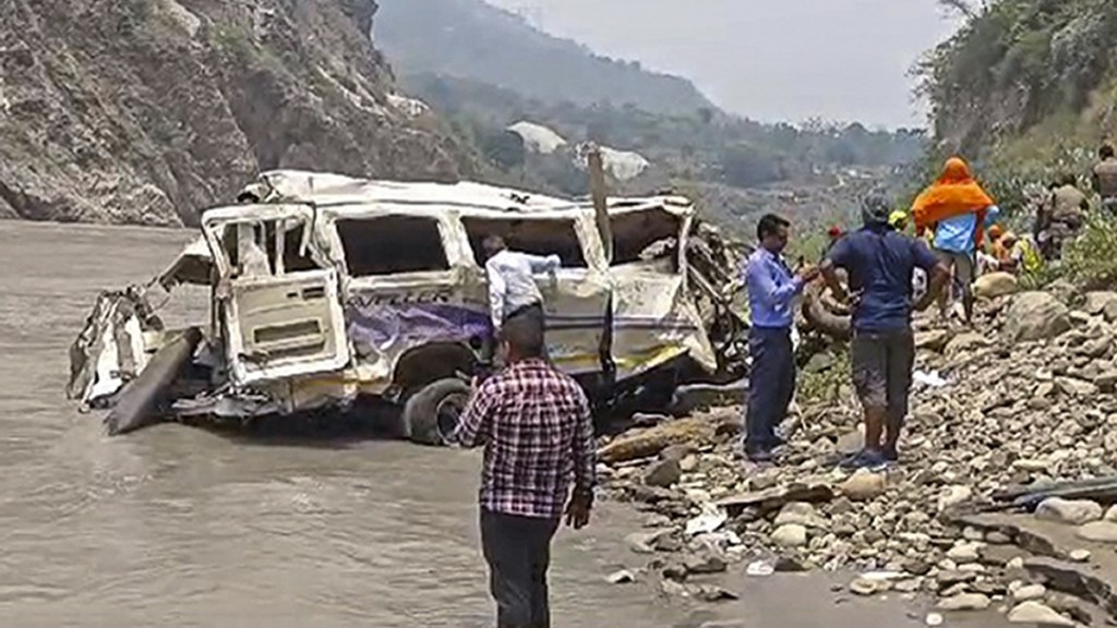 Rescue operation underway after a vehicle fell into a gorge in Uttarakhand's Rudraprayag, Saturday, June 15, 2024. Several passengers feared dead. (PTI Photo) Rescue operation underway after a vehicle fell into a gorge in Uttarakhand's Rudraprayag, Saturday, June 15, 2024. Several passengers feared dead. (PTI Photo)
