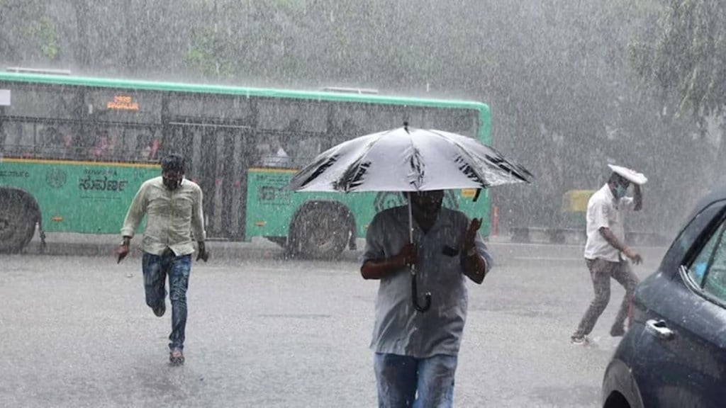 Bengaluru weather, IMD forecast, heavy rainfall, yellow alert, Karnataka districts, October 15,Bengaluru rains Bengaluru weather, IMD forecast, heavy rainfall, yellow alert, Karnataka districts, October 15,Bengaluru rains