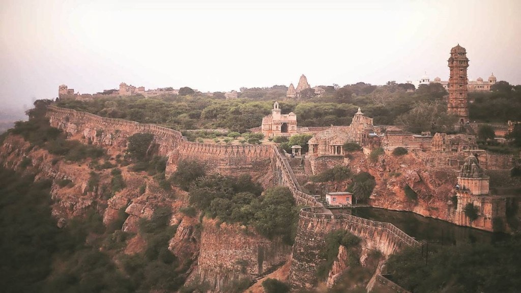 A view of Chittorgarh, the capital of the erstwhile rulers of Mewar in Rajasthan. Suryavamshi is a tale of the kings, such as Sangram Singh and a queen, Padmini, of the Suryavamsha dynasty of Mewar | Express Archives