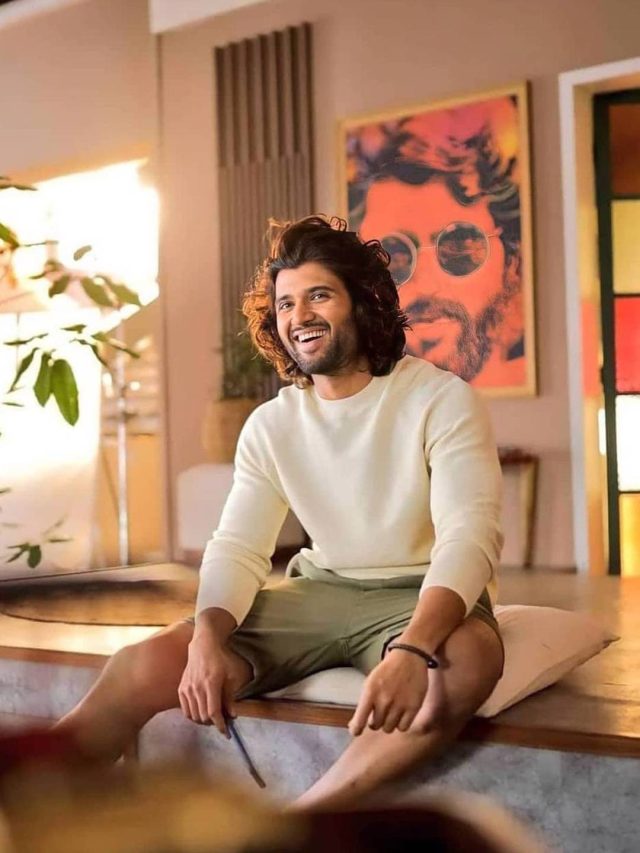 Vijay Devarakonda 1-1080x1440