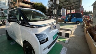 ev charging station delhi
