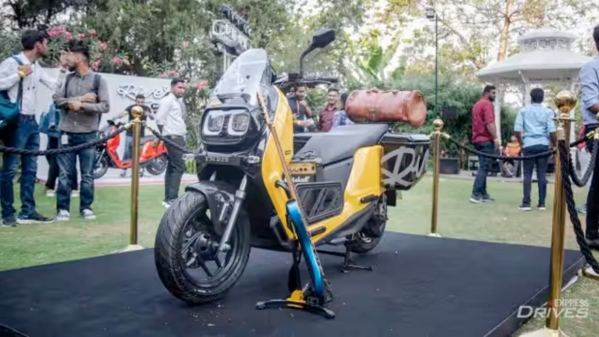 electric scooters with largest storage