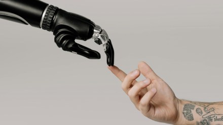 Can GenAI put an end of GenAI-assisted cheating?