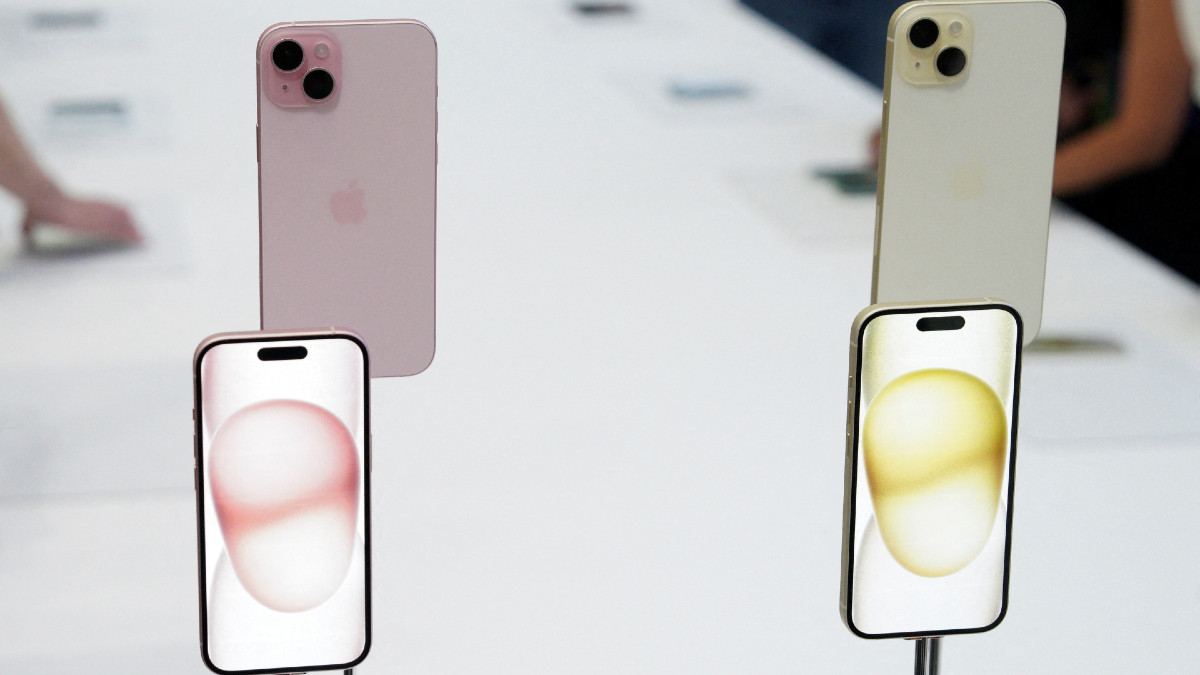 iPhone 15 Pro in image iPhone 15 Pro in image