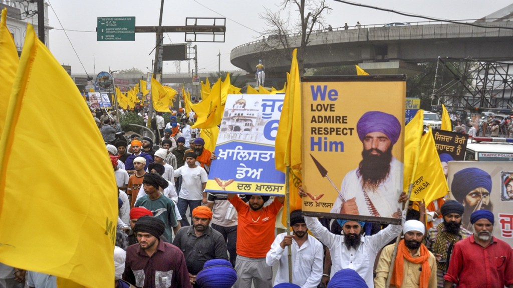 Operation Blue Star anniversary: Posters of separatist Bhindranwale emerge as pro-Khalistanis raise slogans at Golden Temple