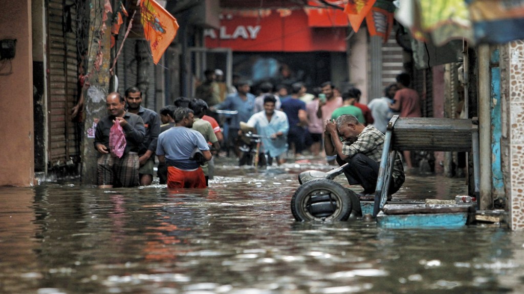 delhi rains, rainfall in delhi, waterlogging in delhi delhi rains, rainfall in delhi, waterlogging in delhi