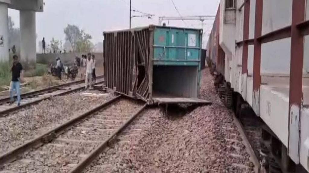 goods train, goods train derail, ambala-delhi train, train accident, train accident ambala, train accident karnal