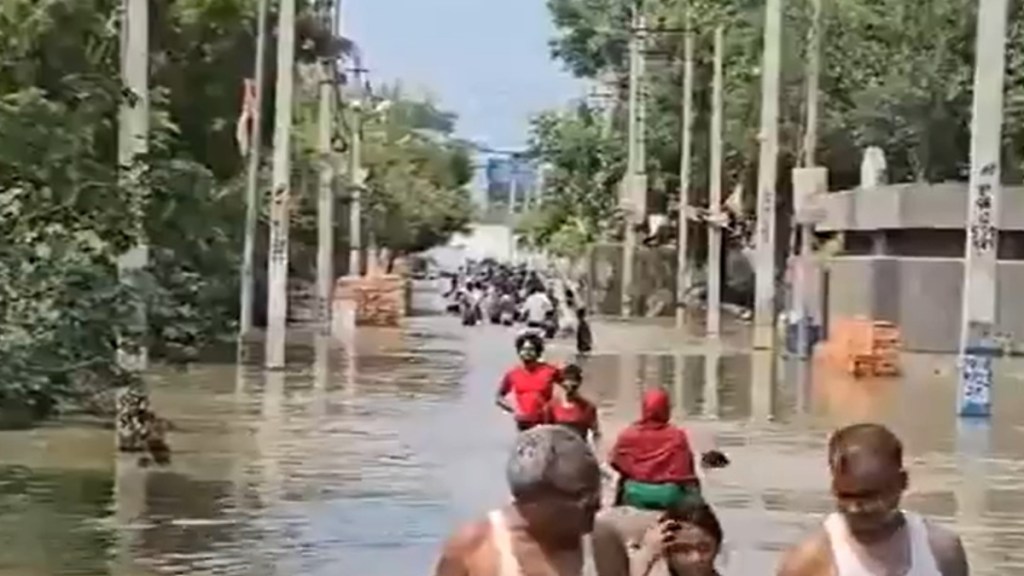 JJ colony, delhi flood, delhi rains, Bawana flooded, munak canal, jal board, delhi jal board