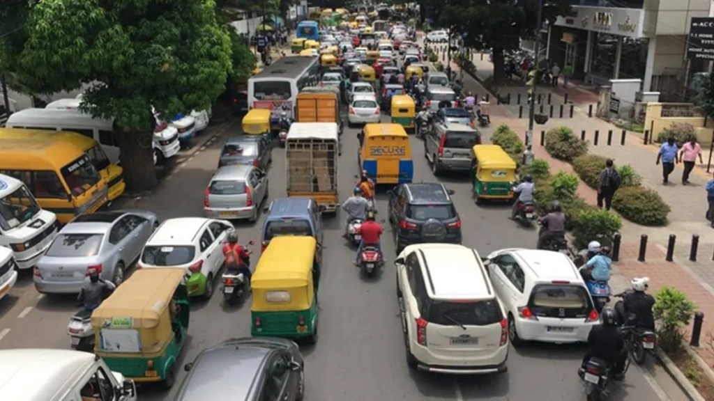 Bengaluru traffic, Bengaluru, DK Shivakumar, Karnataka, Bengaluru tunnel road, Bengaluru signal-free corridors, Bengaluru roads