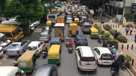 Bengaluru traffic, Bengaluru, DK Shivakumar, Karnataka, Bengaluru tunnel road, Bengaluru signal-free corridors, Bengaluru roads