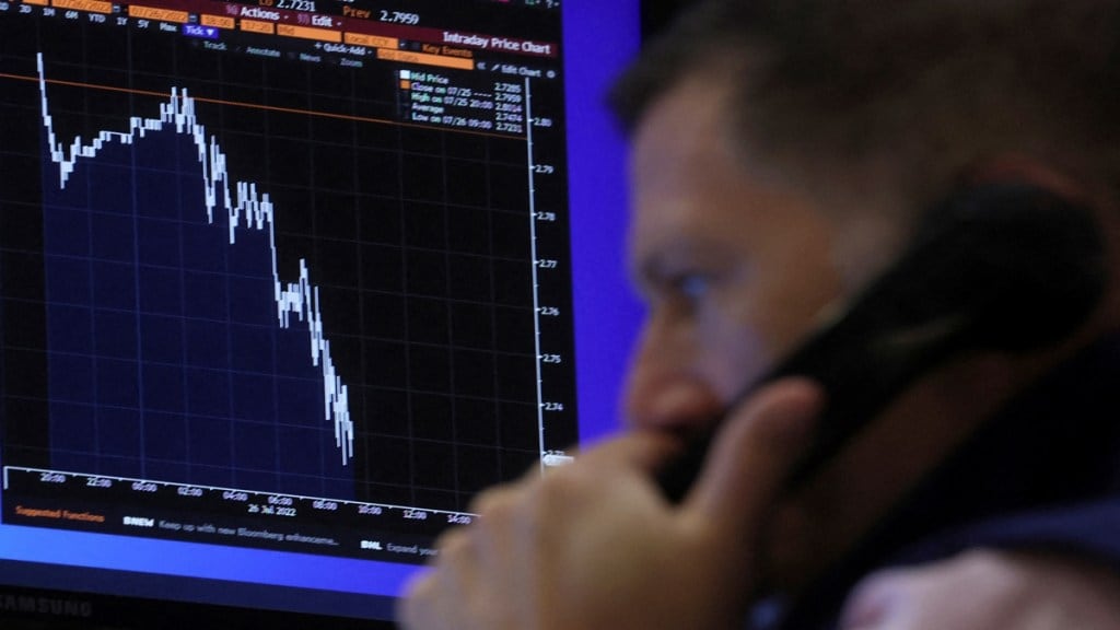 Microsoft quarterly results, fiscal year, outage, azure, stock price