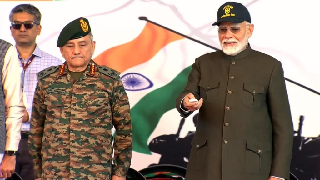 PM Modi conducts ‘first blast’ of Shinkun La tunnel,Himachal Pradesh Ladakh tunnel,twin-tube tunnel, Shinkun La tunnel PM Modi conducts ‘first blast’ of Shinkun La tunnel,Himachal Pradesh Ladakh tunnel,twin-tube tunnel, Shinkun La tunnel