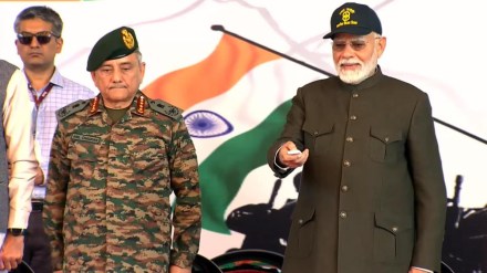 PM Modi conducts ‘first blast’ of Shinkun La tunnel,Himachal Pradesh Ladakh tunnel,twin-tube tunnel, Shinkun La tunnel PM Modi conducts ‘first blast’ of Shinkun La tunnel,Himachal Pradesh Ladakh tunnel,twin-tube tunnel, Shinkun La tunnel