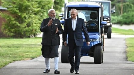 Narendra Modi, Narendra Modi in Russia, Narendra Modi in Moscow, Vladimir Putin, Russia news, Ukraine News, Russia Ukraine war, Volodymyr Zelensky