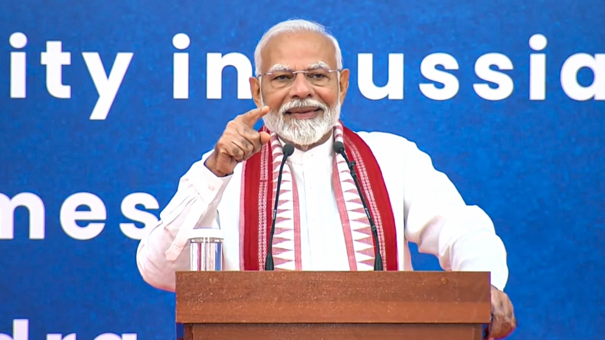 Narendra Modi, Narendra Modi in Russia, Narendra Modi in Moscow, Indian Diaspora, Lok Sabha Elections, Vladimir Putin, Russia news