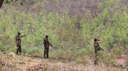 IED blast by Naxalites in Chhattisgarh kills 2 security personnel, injures 4