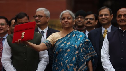 Budget 2024, Economic Survey: Nirmala Sitharaman poses along with officials. (File Image)