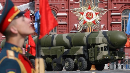 Annie Jacobsen's "Nuclear War: A Scenario" vividly illustrates the terrifying steps leading to a global nuclear catastrophe, urging readers to remain vigilant against the threat of nuclear holocaust.