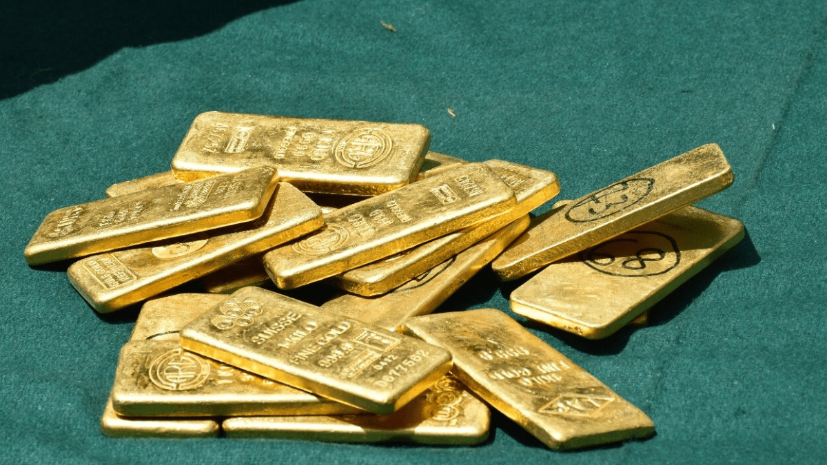 The ITBP made the announcement on its X account, stating, "108 kg of gold was seized near Narbula Top during a long-distance patrolling in Ladakh. Two suspects were arrested and further investigation is on with other agencies." The ITBP made the announcement on its X account, stating, "108 kg of gold was seized near Narbula Top during a long-distance patrolling in Ladakh. Two suspects were arrested and further investigation is on with other agencies."