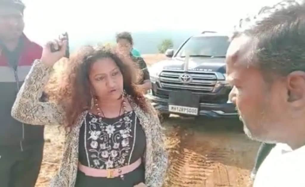 Video of IAS trainee Puja Khedkar's mother threatening farmers with pistol surfaces