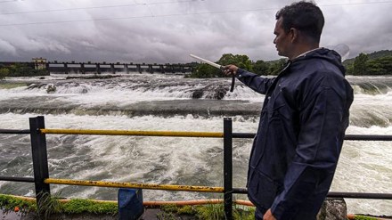Pune rains: 4 dead, schools shut, roads inundated as heavy rains batter Pune, Pimpri-Chinchwad