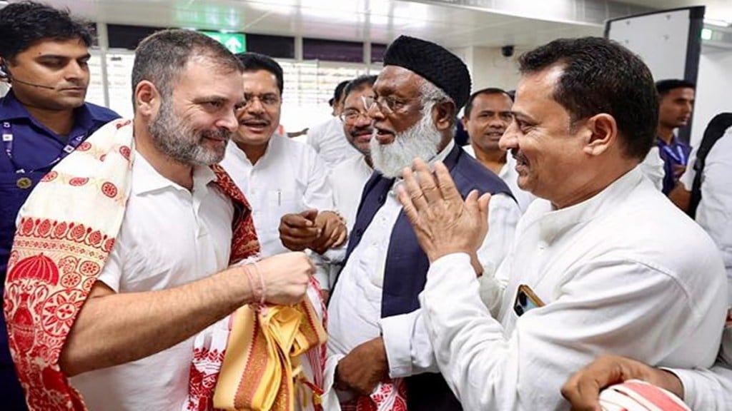 Rahul Gandhi meets flood victims in Assam, to visit strife-torn Manipur today