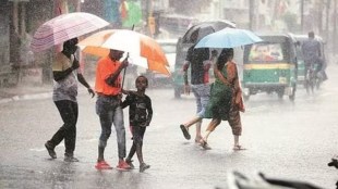 Mumbai rain, Mumbai rainfall, dadar, parel, waterlogging Mumbai, waterlogging, Mumbai flood, Mumbai local trains, Mumbai local trains, Mumbai local buses