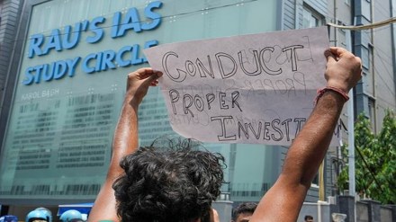 'Action against passerby but not MCD': Delhi HC pulls up Delhi Police over coaching centre deaths 'Action against passerby but not MCD': Delhi HC pulls up Delhi Police over coaching centre deaths