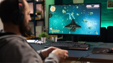 For some gamers, online gaming is not just a hobby but a full-fledged profession. These professional gamers often go on to win medals and bring accolades to the country, yet they struggle under the heavy burden of the highest tax rate of 30% (Image: Freepik)