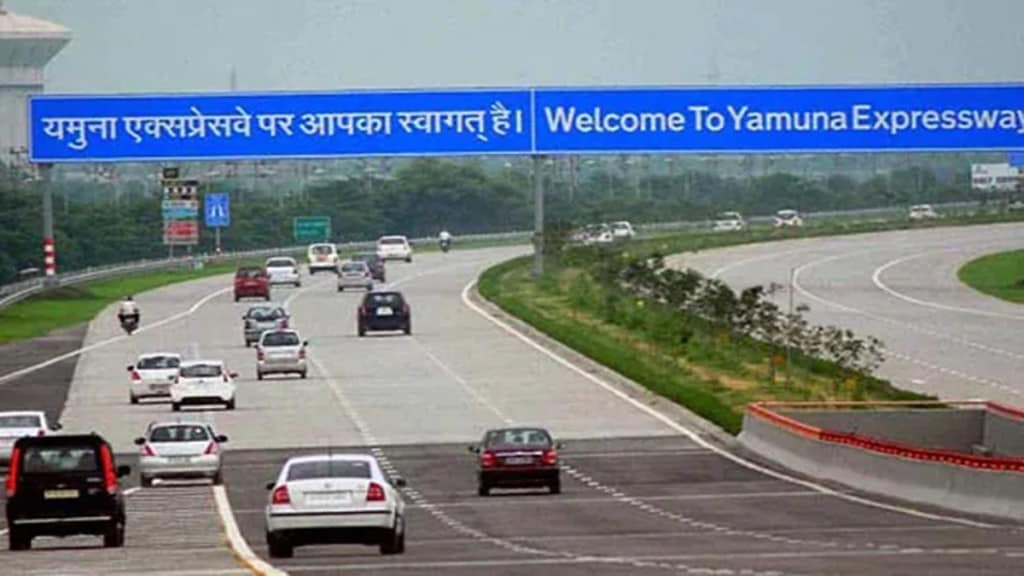 Noida admin pushes for completion of Yamuna Expressway interchange leading to Jewar Airport